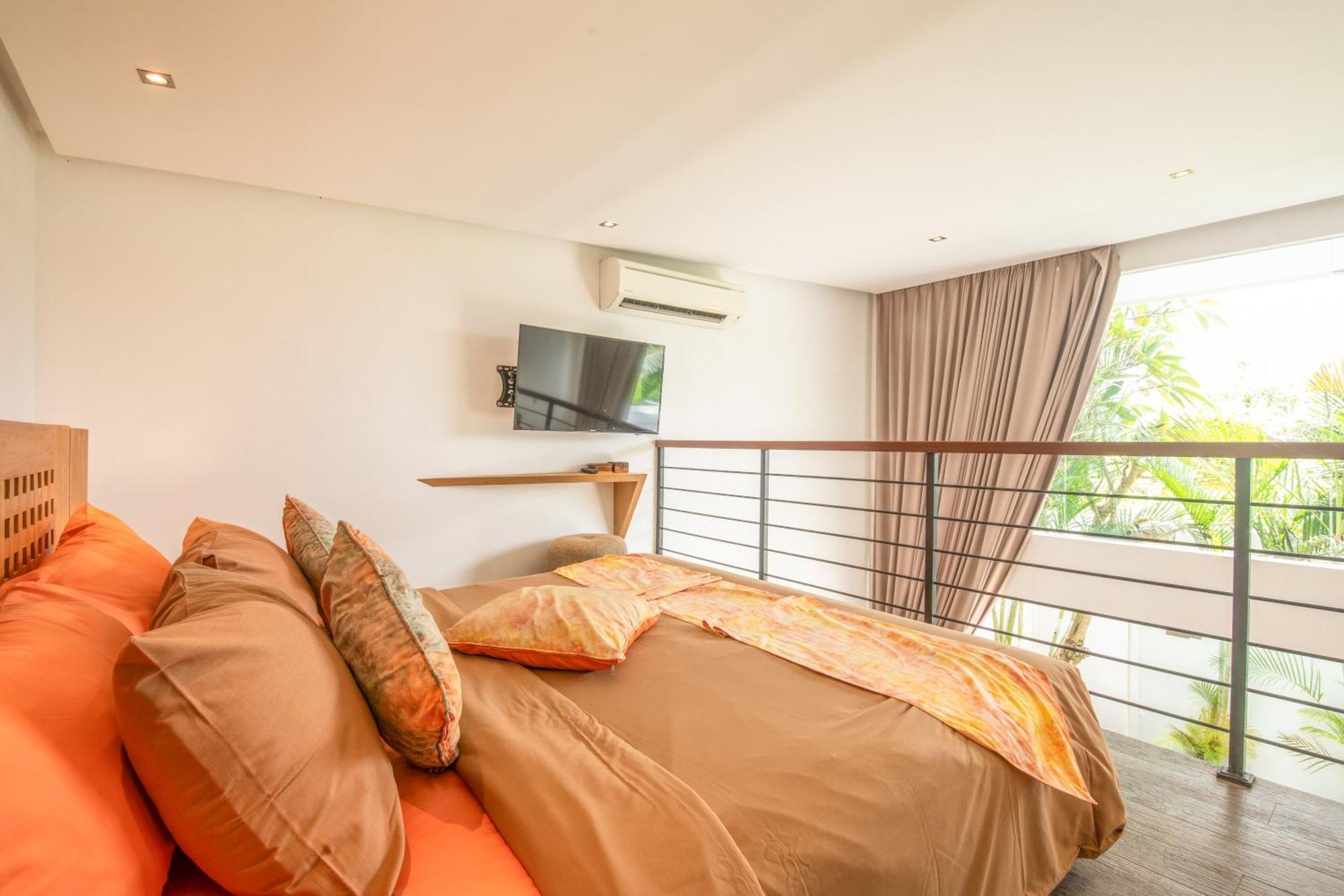 Dreamy 5br Haven, 200m To Berawa's Blissful Canggu (Bali)