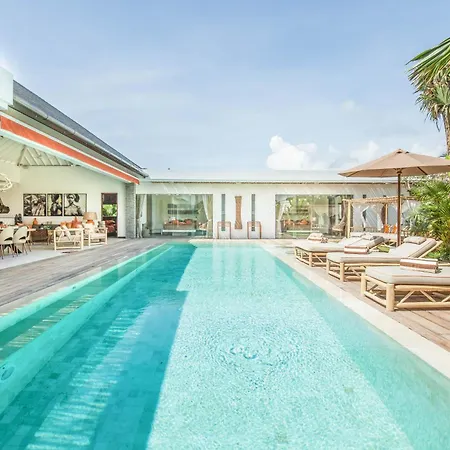 Dreamy 5Br Haven, 200M To Berawa'S Blissful Beach Canggu  Exterior photo