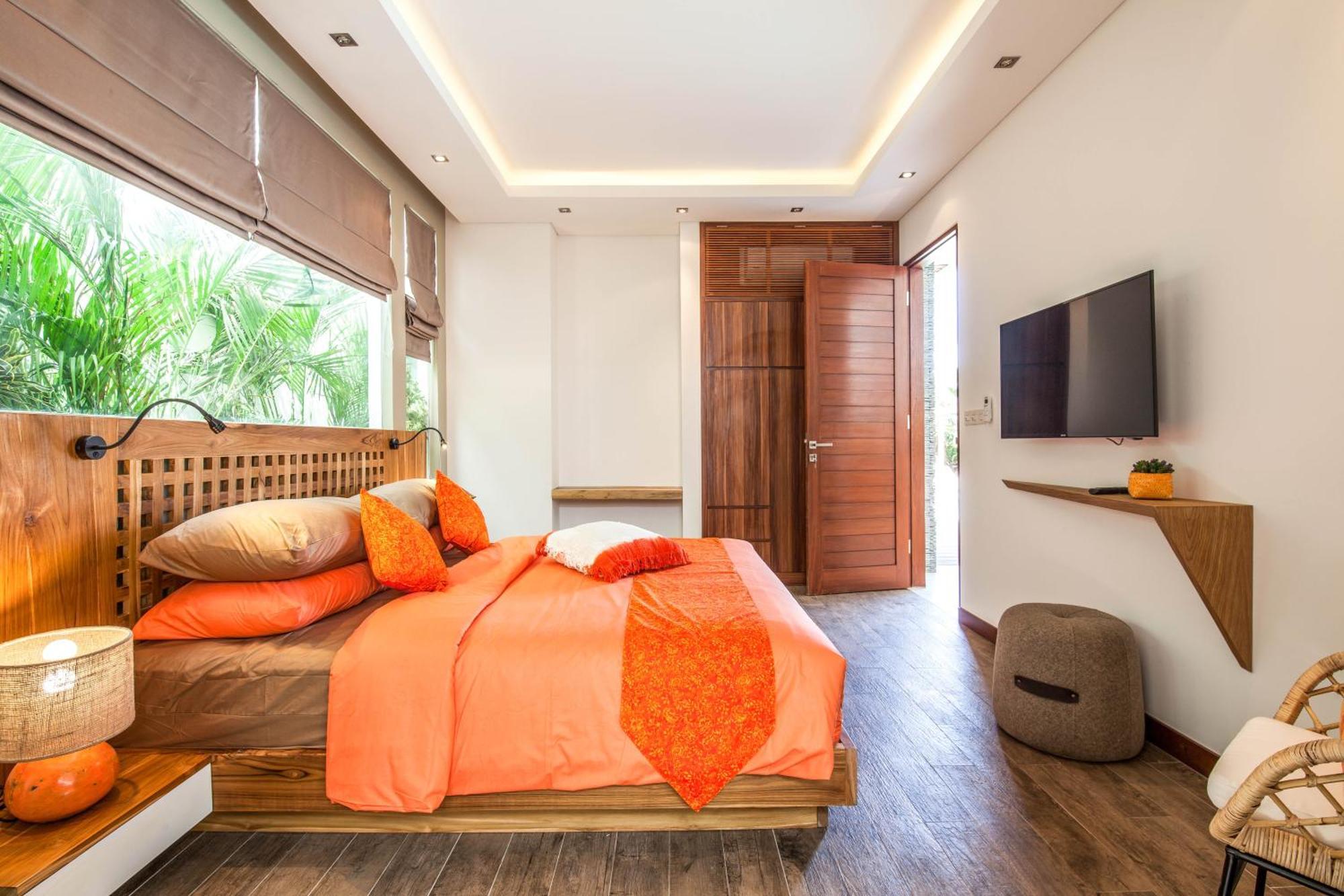 Dreamy 5br Haven, 200m To Berawa's Blissful *