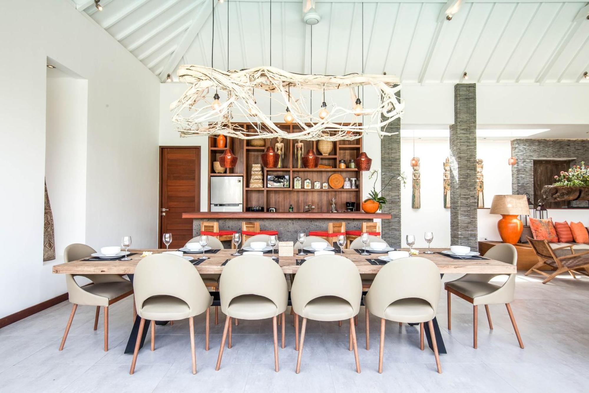 Dreamy 5br Haven, 200m To Berawa's Blissful Canggu (Bali)