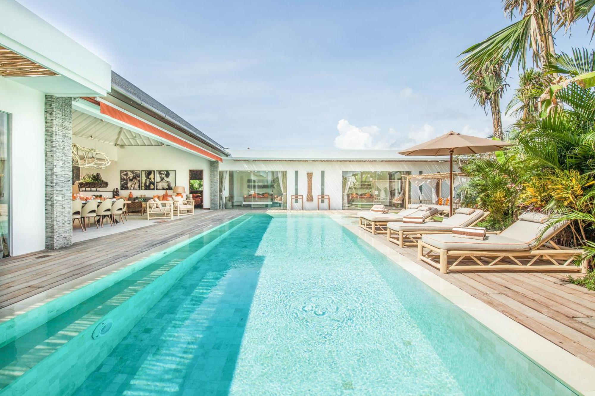 Dreamy 5br Haven, 200m To Berawa's Blissful Villa Canggu (Bali)